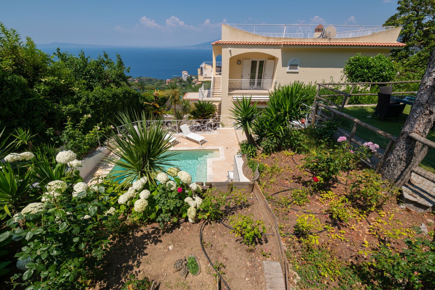 Lucilda villa photo.